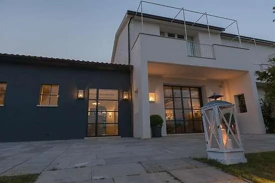 拉彻伍比安卡乡村民宿 *